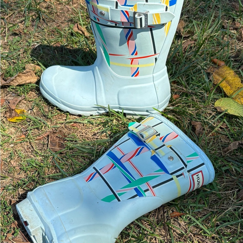 Hunter Kids Light Blue Patterned Rain Boots - Picture 6 of 9